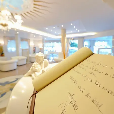 Hotel Astoria 4*