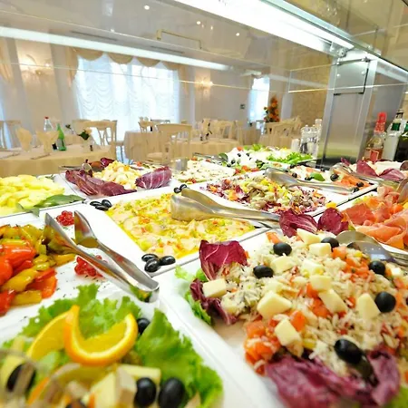 ホテル Astoria 4*