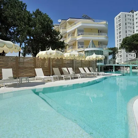 Astoria 4* リニャーノ・サッビアドーロ